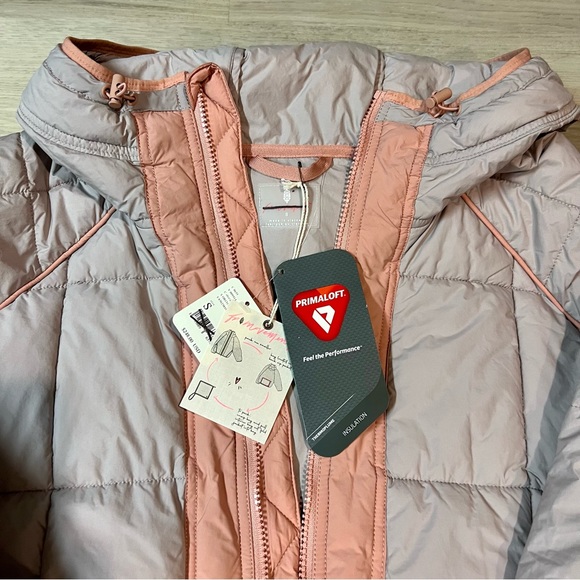 NWT Free People Movement Parker Packable Puffer Jacket Silver Dusk S - Picture 2 of 9